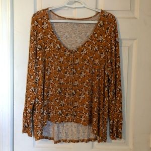 American Eagle Floral Long Sleeve Top
